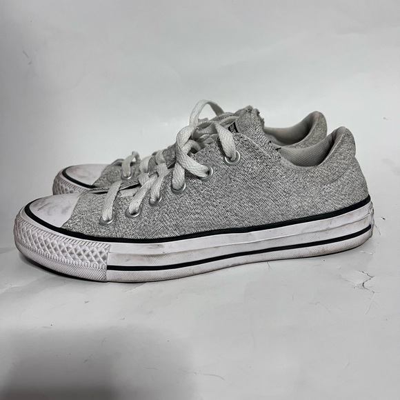 Converse Gray Low Top Chuck Taylors - Picture 3 of 12